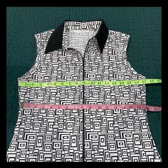 Rayure Paris Top Black Stretch Full Zip Collared Black Geometric Sleeveless S - Picture 7 of 8